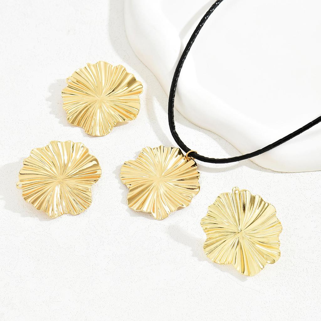 Set colier cu cercei vintage pentru femei, inel cu model plisat, lanț lung versatil pentru claviculă.