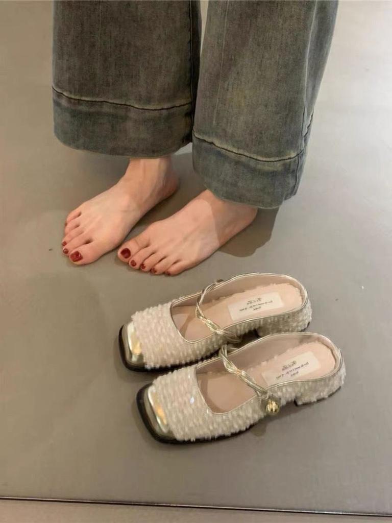 Fashion Glitter Slides Shoes Woman 2024 Slippers Flat Low Female Mule Pantofle Cover Toe Jelly Mules New PU Bling Crystal Rubber Rome Ho
