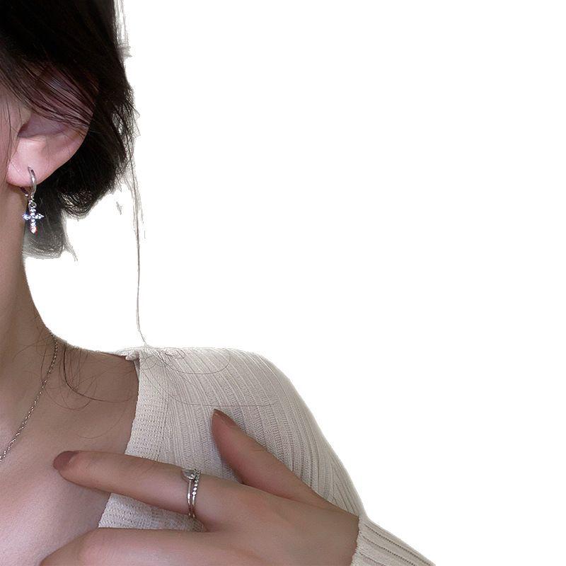 925 Silver Needle Asymmetrical Diamond Cross Earrings, Japanese & Korean Net Red Style, Cold Fashion Elegance.