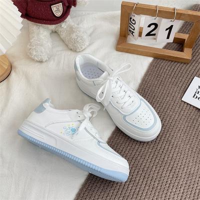Chaussures pour femmes astronaute petites chaussures blanches femmes 2025 nouveau printemps et automne plateforme respirante sport et loisirs chaussures de skate ins tendance