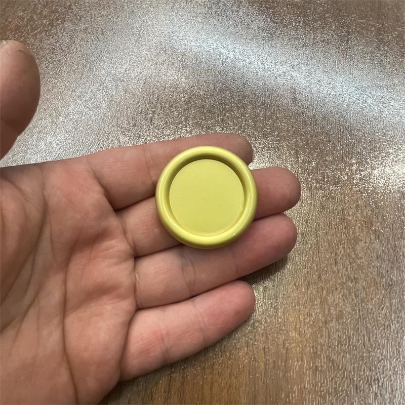 Mini Fidget Magnetic Push Coin Milk Cap Push Card Edc Metal Stress Relief Toy Decompression Relieving Anxiety Ppb Antistresse
