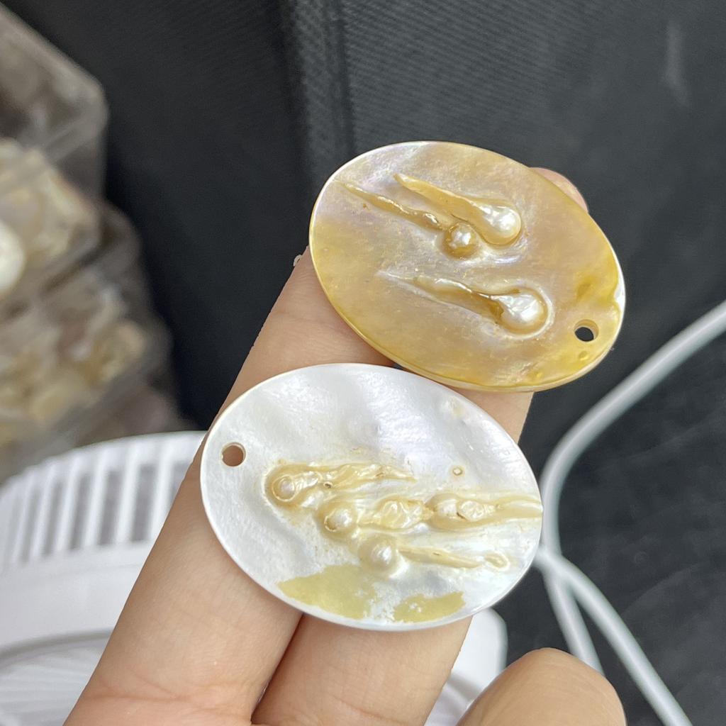 3Pcs, Natural Shell Mother of Pearl Beads with Holes, Boho Handcrafted Oval Loose Beads, 28×38mm, for DIY Necklace, Jewellery Making, Festive Crafts