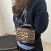 Modische Ein-Schulter-Tasche für Damen Schicker Minimalistischer Stil Mit Stilvollem Pu-Material