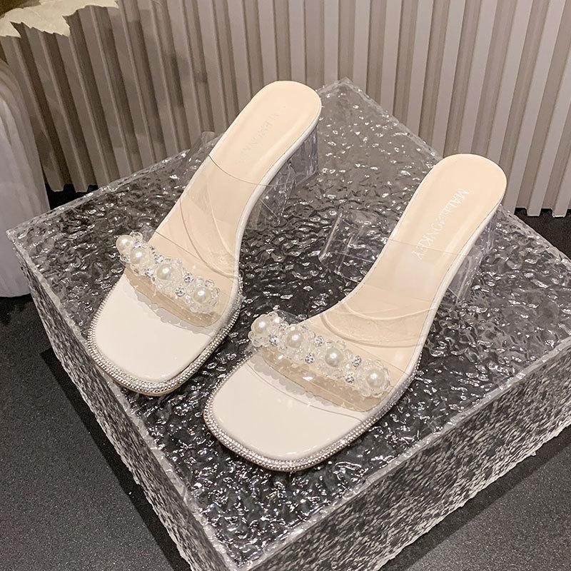 

Французские тапочки на высоком каблуке женские летние для улицы 2025 новые жемчужные в стиле маленького аромата прозрачные с толстым каблуком хрустальные сандалии 40 бежевый