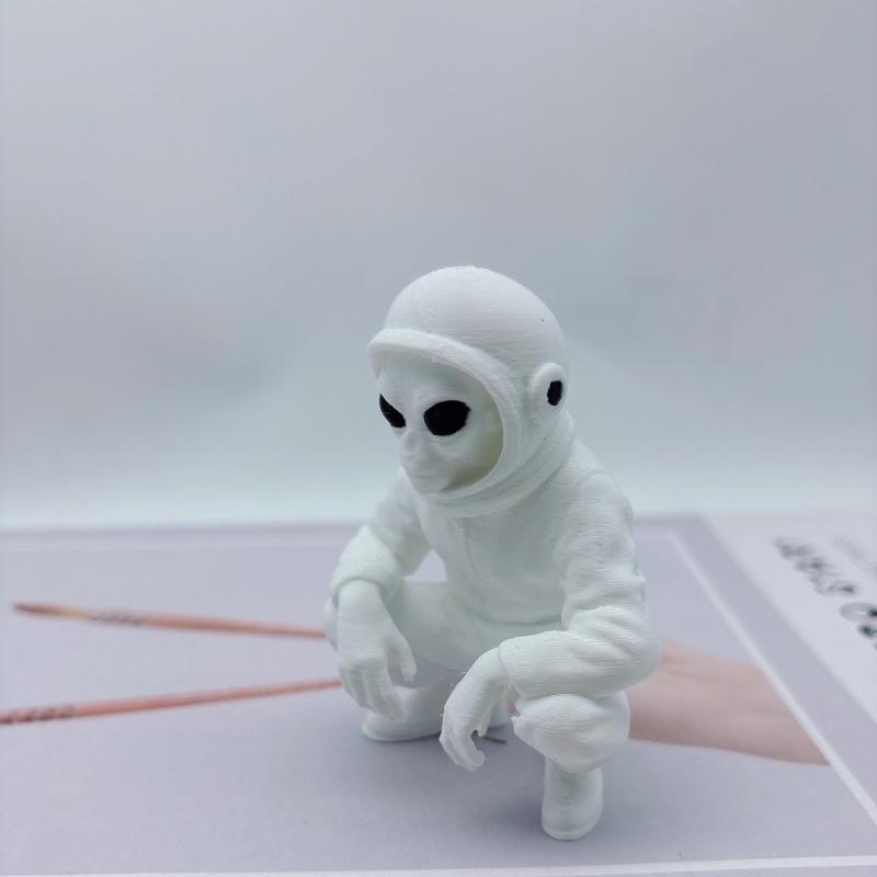 3D Printed Alien Statue Ornaments, Modern Alien Plastic Decorations, Sci-fi Room Space Fun Decorations, Unique Creative Gifts