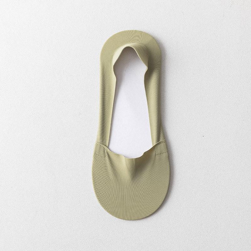 Plus Size Female Summer Thin Non Slip Non Slip Heel Shallow Mouth Invisible Ice Silk Boat Socks