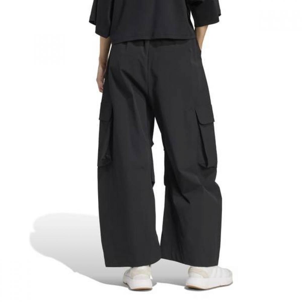 AdidaS Women S City Tech Cargo pantS Jm8442