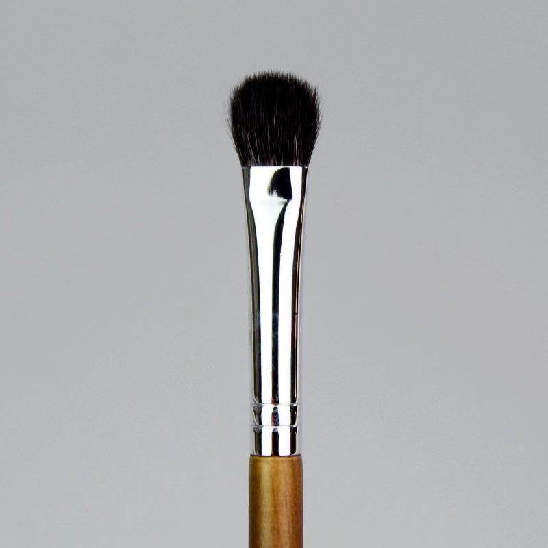 Tapered Wool Animal Hair Makeup Brush for Eyeshadow, Blending, Concealer, and Lip & Brow Application.