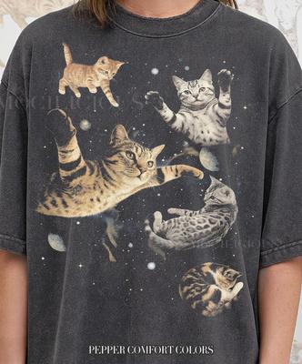 Space Cats Galaxy Felines Astronaut Kittens Comfort Colors® Tshirt, Vintage Retro Aesthetic Floating Planets Nebula Animal Lover Tee
