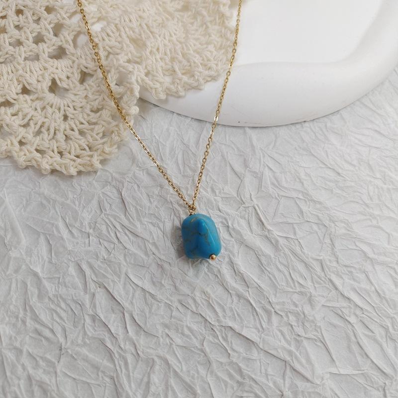 Natural turquoise clavicle necklace for men and women, personalized niche necklace