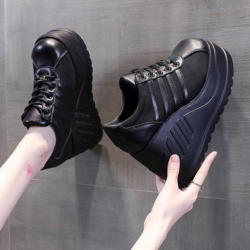 Scarpe con plateau da donna nere grandi zeppe sneakers con tacco alto da 10 cm con lacci alla moda scarpe con tacco gotico per donna punk tennis