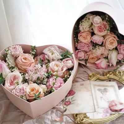 Set of 2 Heart Shaped Flower Boxes Gift Boxes with Lids for Arrangements Floral Gift Box Bridesmaid Proposal Wedding Birthday Baby Showers Valentines