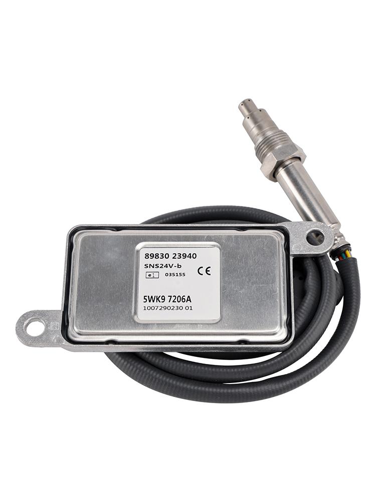 Nox Nitrogen Oxide Sensor For Isuzu Truck N75 150/190 7.5T 4X2 8983023940