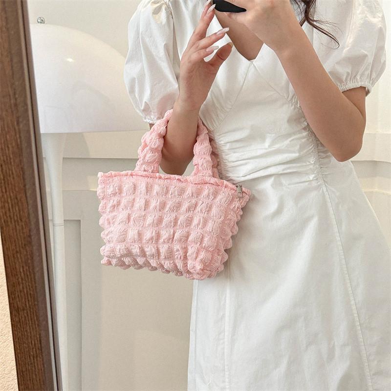 Chic Minimalist Black Canvas Tote Bag For Women With Retro Style Ideal For Casual Outfits