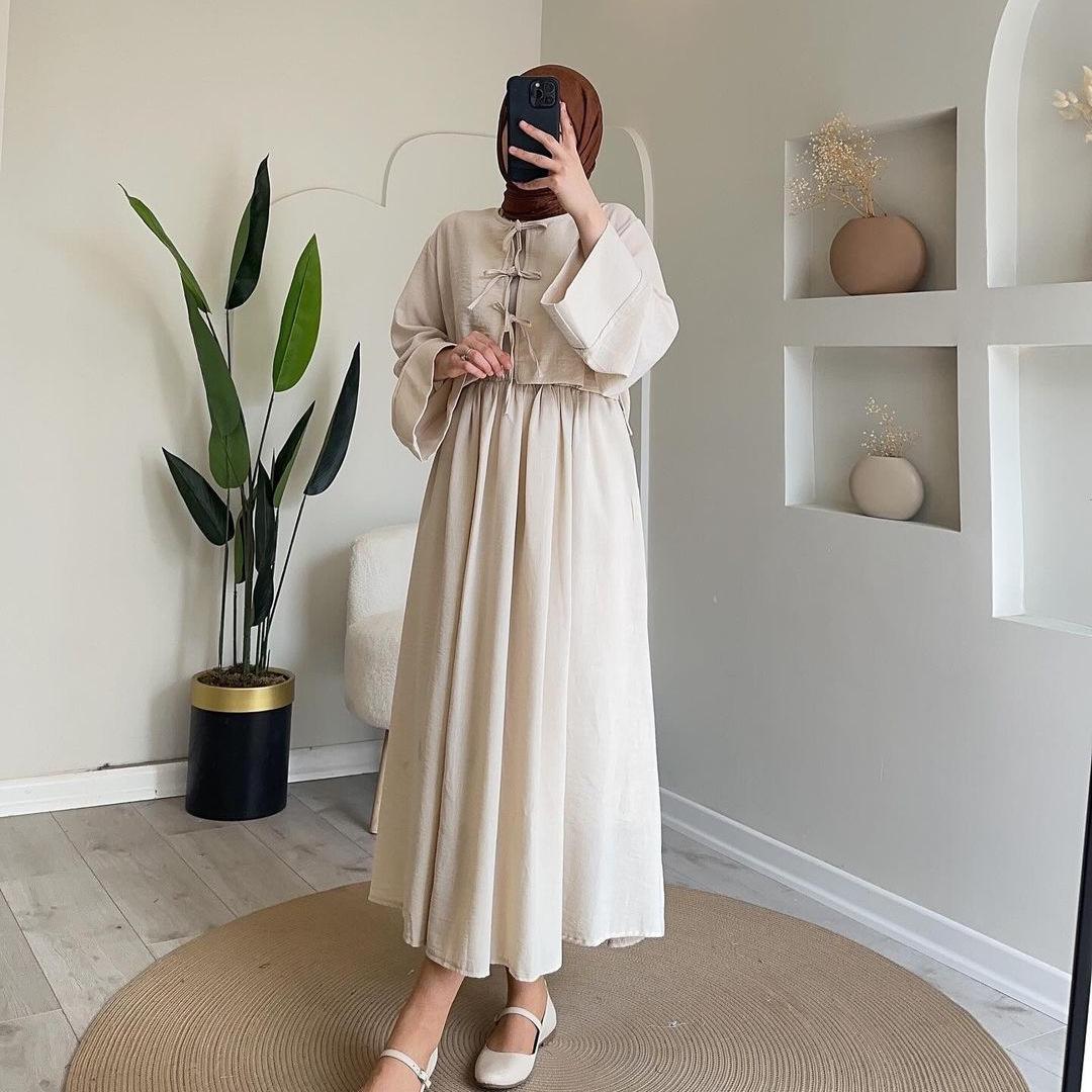 

Женский комплект из топа и юбки в китайском стиле однотонного цвета на осень 2024 года Extra Large белый