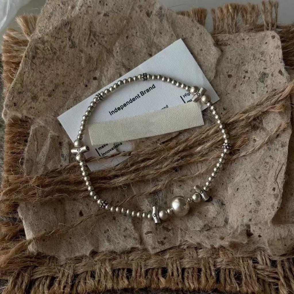 Elegant Women's Versatile Chinese Style Circular Bracelet - High-End, Light Luxury Elastic Rope Design