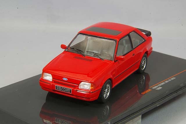 Ixo Model Ford Escort MK IV XR3 90 Red 1/43 CLC395N