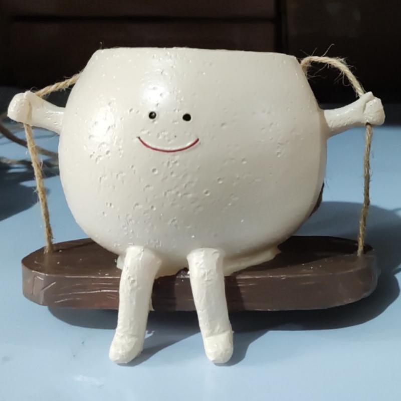 Swing Chair Smiling Face Flower Pot Human Face Cute Potted Plant Garden Outdoor Garden Decoration Item Resin Handicraft