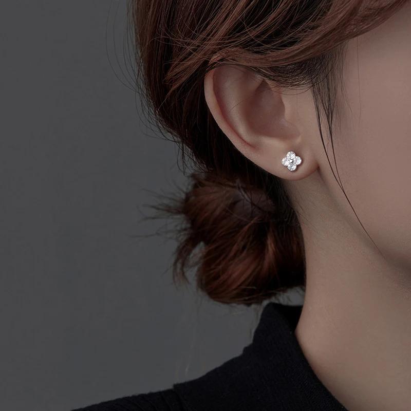925 Silver Plated Four-leaf Clover Stud Earrings for Women Sparkling Shiny 5A Zircon Lucky Earrings Exquisite Banquet Jewelry
