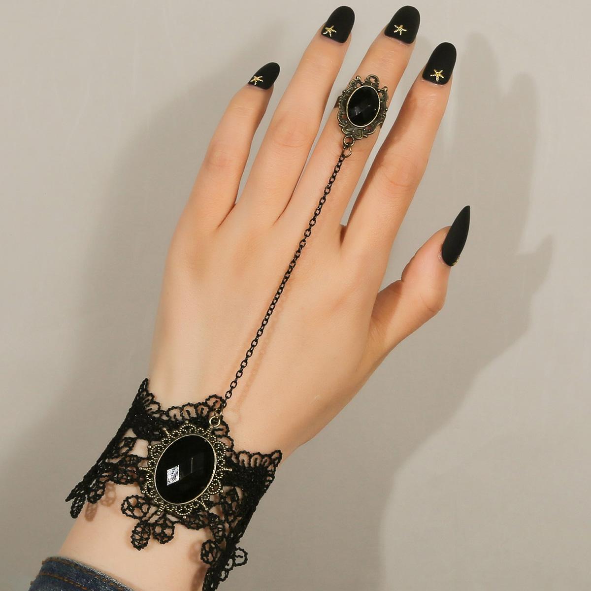

1pc ethnic style women s black gemstone flower Tress finger bracelet holiday vacation beach accessory