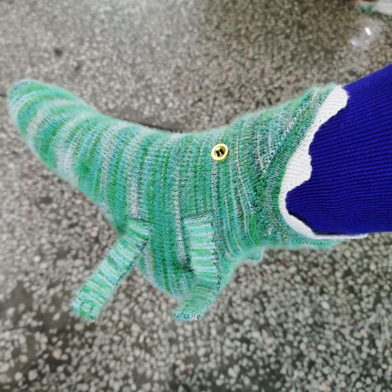 Women's Christmas Bow Knitted Socks - Crocodile & Shark Designs for Warmth