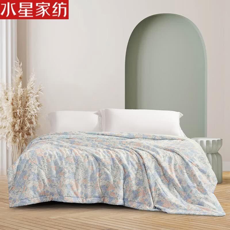 Mercury Home Textiles DH Summer Blossoms Summer Quilt