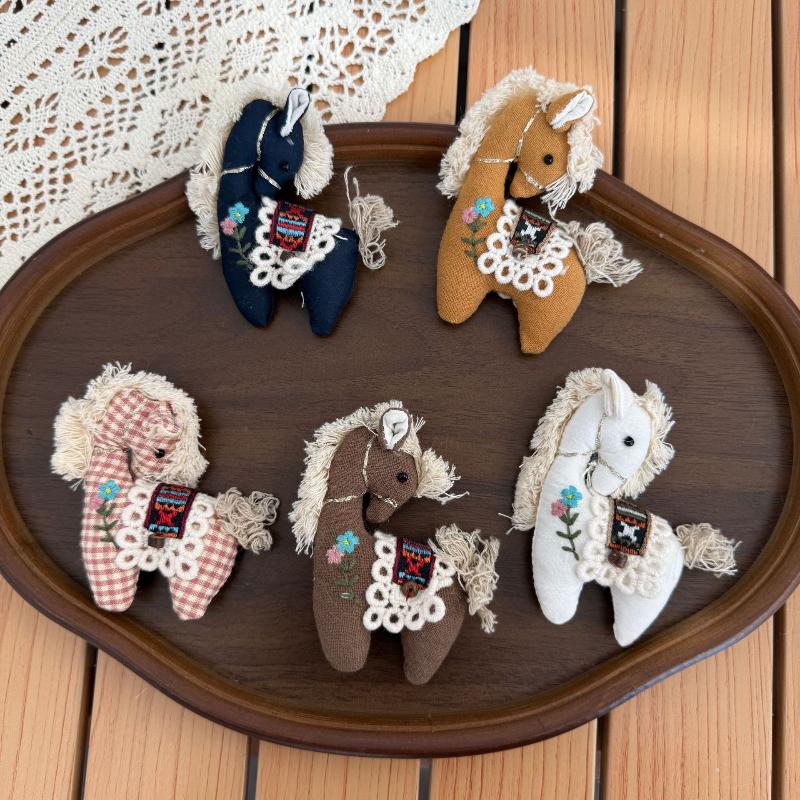 Handgemaakte Stof Pony Met Borduur Broche Pin Cartoon Dames Kleding Sieraden Accessoires Paard Corsage