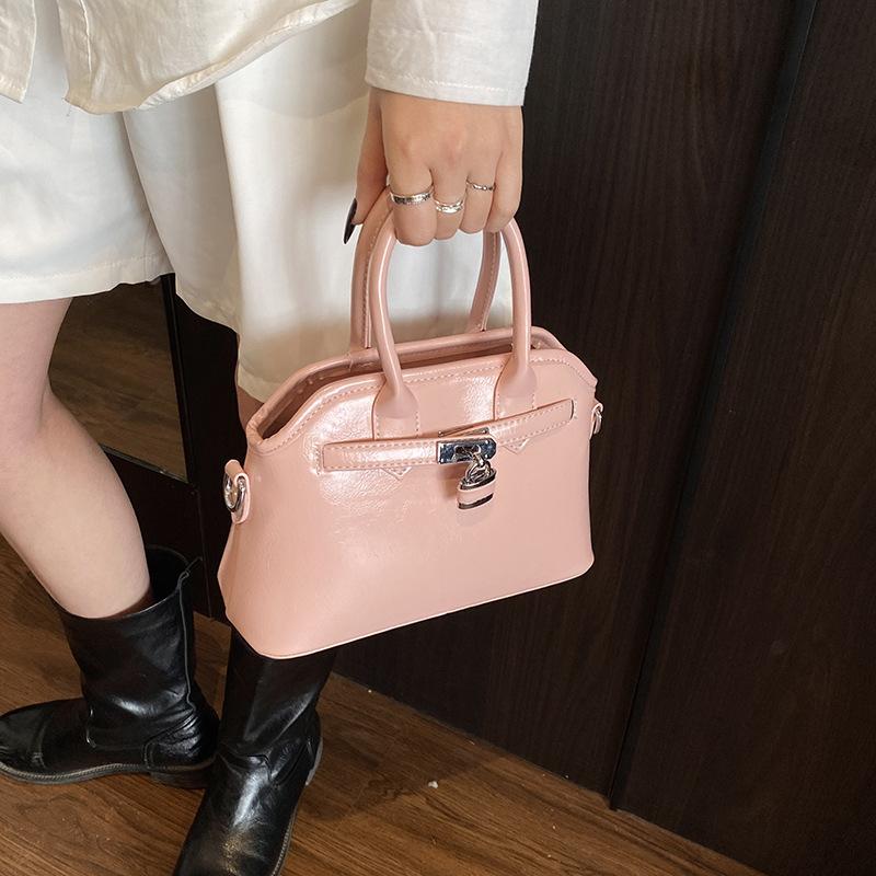 Portable Premium Casual Bag Women's 2025 New Korean Version Fashion Versatile Shoulder Bag Trend Versatile Casual Women's Bag