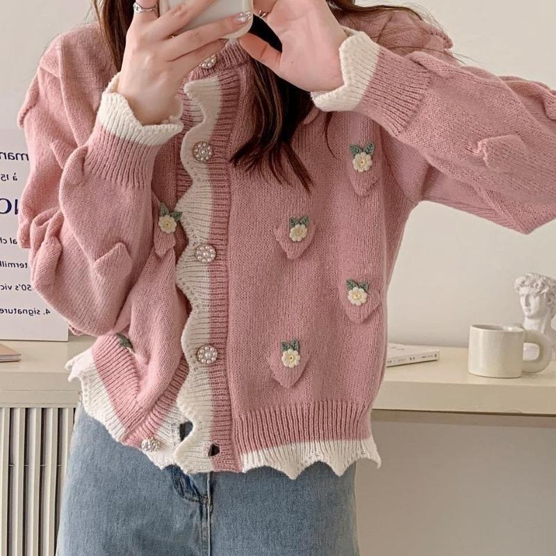 Sladký svetr Cardigan Dámský top 2023 Jarní a Podzimní Pletený Cardigan Women Design Sense Small Crowd Svetr Dámský kabát