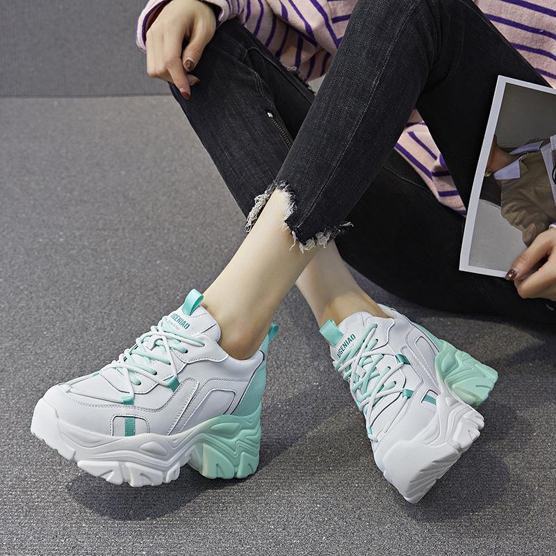Innere Höheneinlage Frühling und Herbst Neue Papa-Schuhe Plateau Kleine Sport- und Freizeitschuhe A