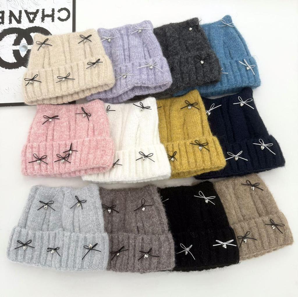 2025 Autumn/Winter Cat Ear Knit Hat - Warm & Versatile with Face-Flattering Bow Design