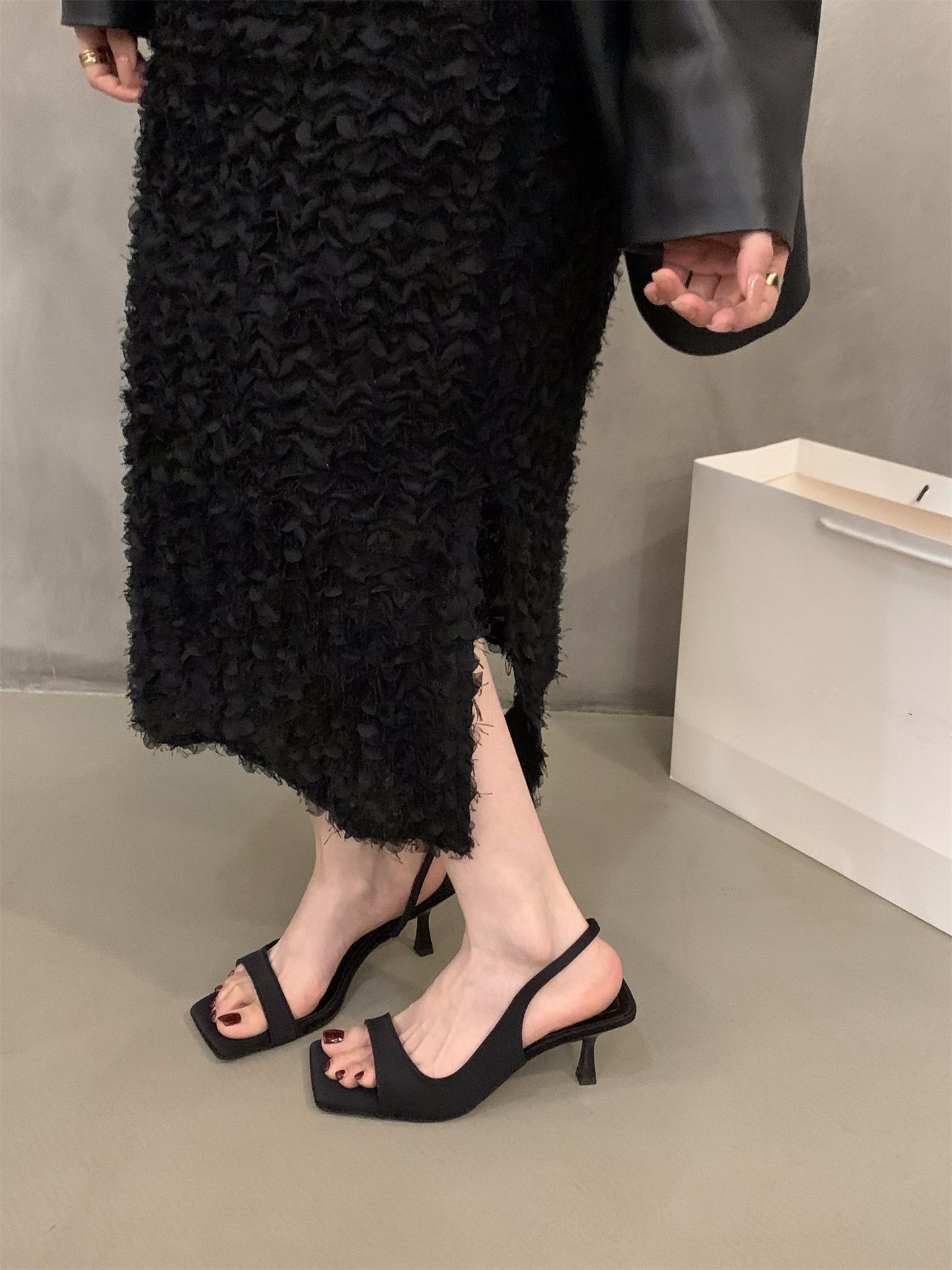 

Niche high-heeled black open-toed sandals fairy shoes 2025 new summer temperament with skirt shoes 34 чёрный