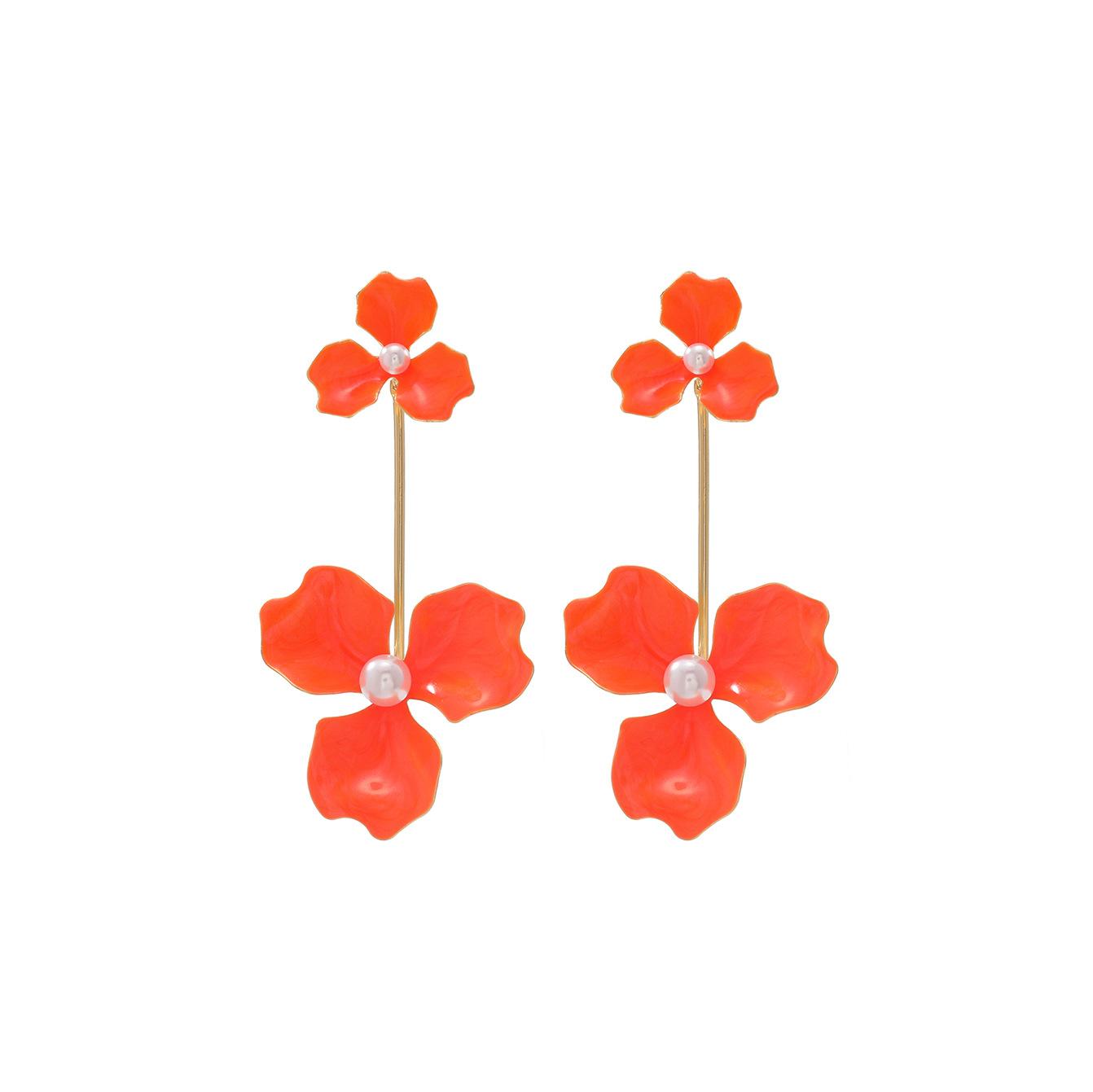 Exaggerated Luxury Layered Petal Pendant Imitation Pearl Minimalist Sweet Premium Design Earrings