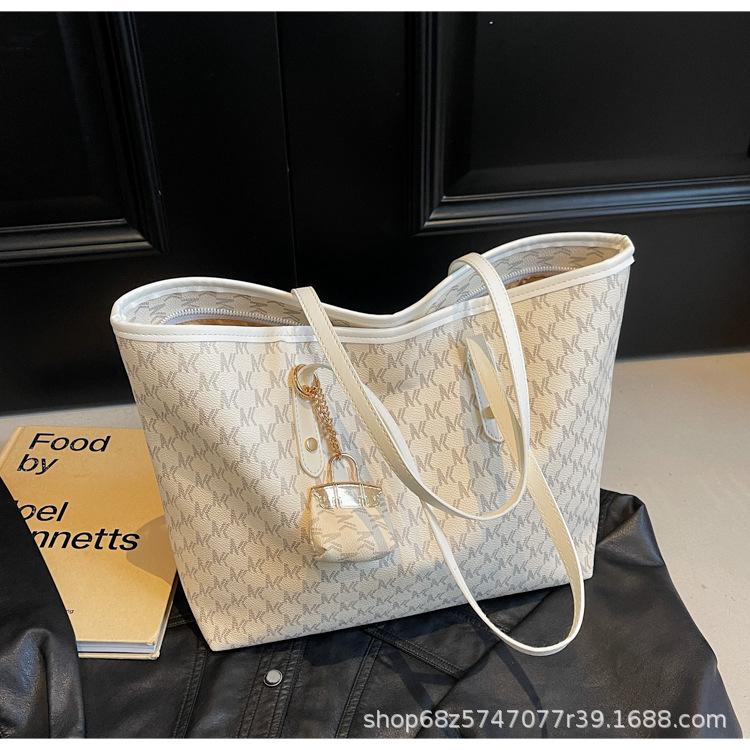 Women's Bag New Fashion Women's Messenger Bag Large Capacity Commuter Tote Bag Women's Briefcase Computer Bag
