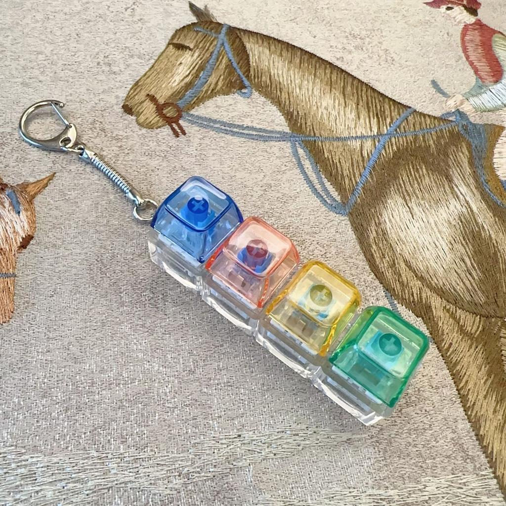 Color PC decompression button 4-key pinch mechanical keyboard decompression button keychain toy pendant