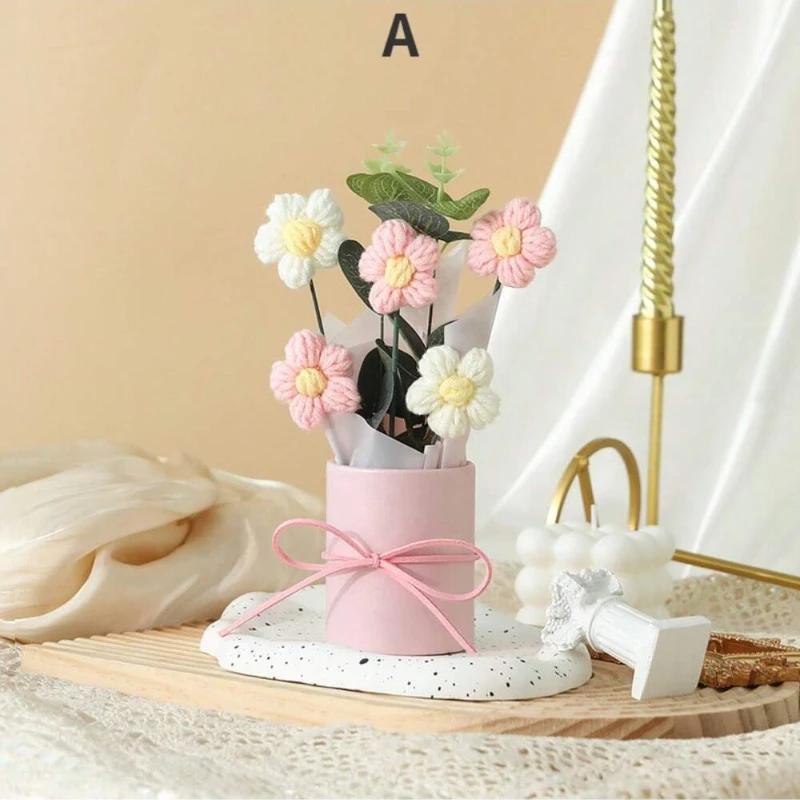 Exquisite Handmade Crocheted Pink Daisy Bouquet Braided Floral Arrangement Perfect Gift for Mother's Day Decor Home Decoration
