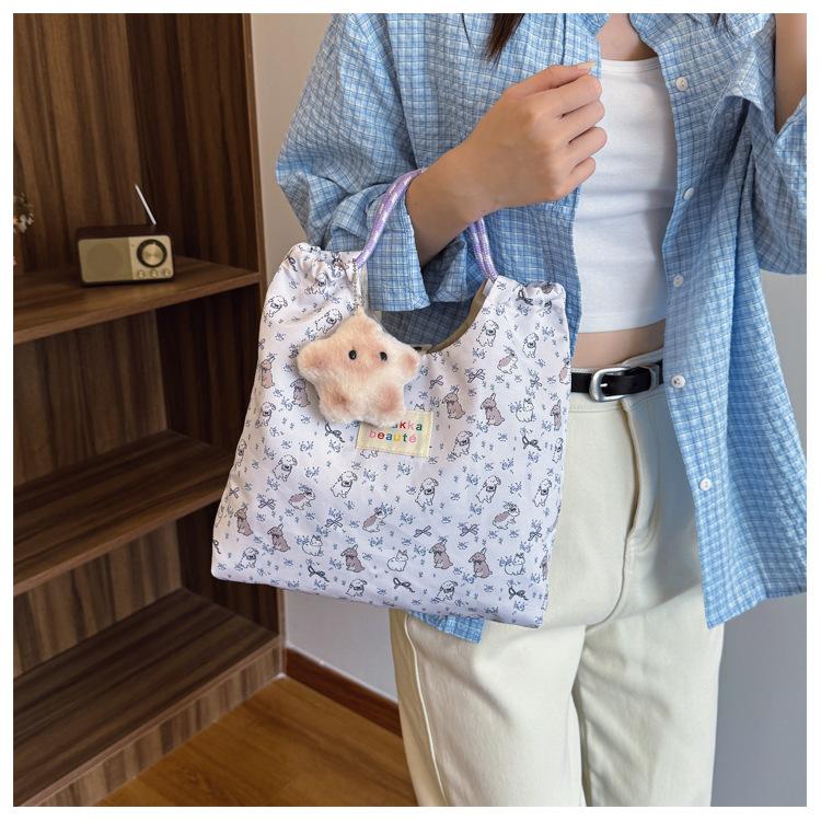 

Новая милая холщовая сумка с цветочным принтом и маленьким белым кроликом, женская наплечная сумка, большая вместительная сумка-тоут, сумка для книг, сумка-тоут