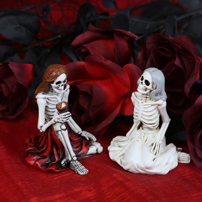Skeleton Sisters Statue Decoration for Home Tabletop, Resin Skeleton Girl Halloween Decoration Handicraft