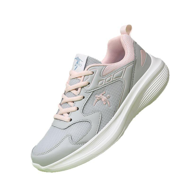Spring and summer new mesh sports shoes shoes casual running shoes non-slip soft-soled travel shoes