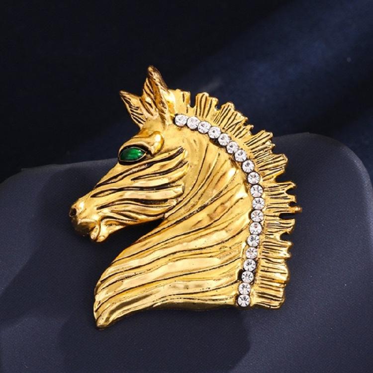 Sturdy Craftsmanship Horse Brooch Alloy Jewelry With Smooth Surfaces for Party Outfits
