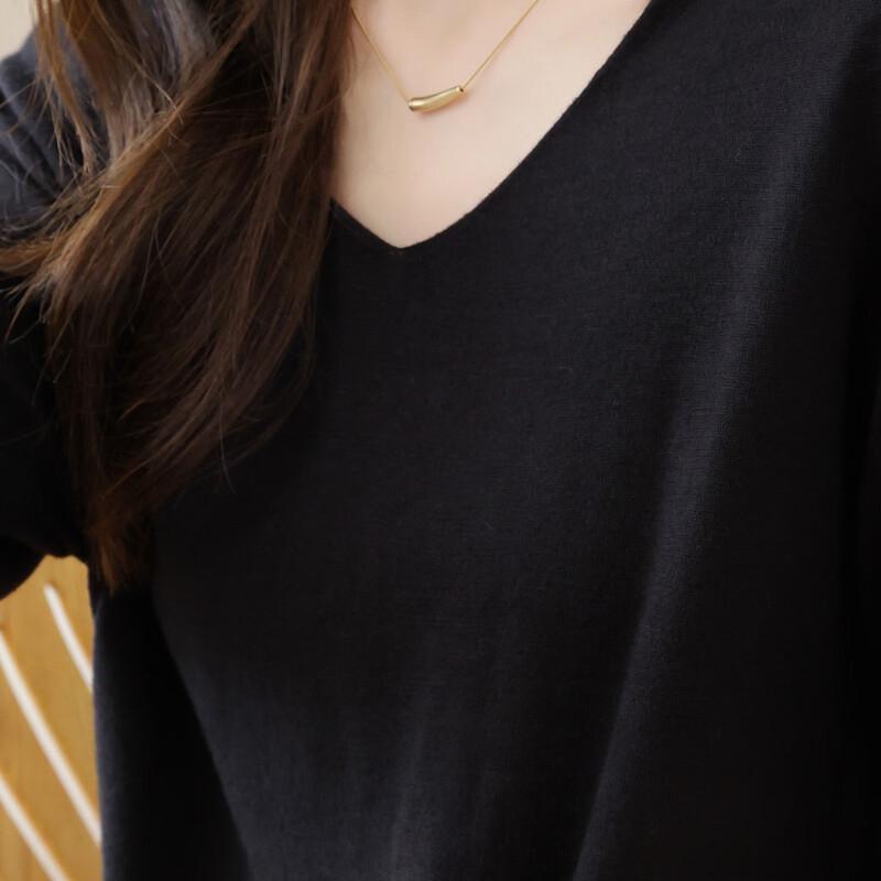 Srcr Women's Thin V-Neck Short Sleeve Knit Top