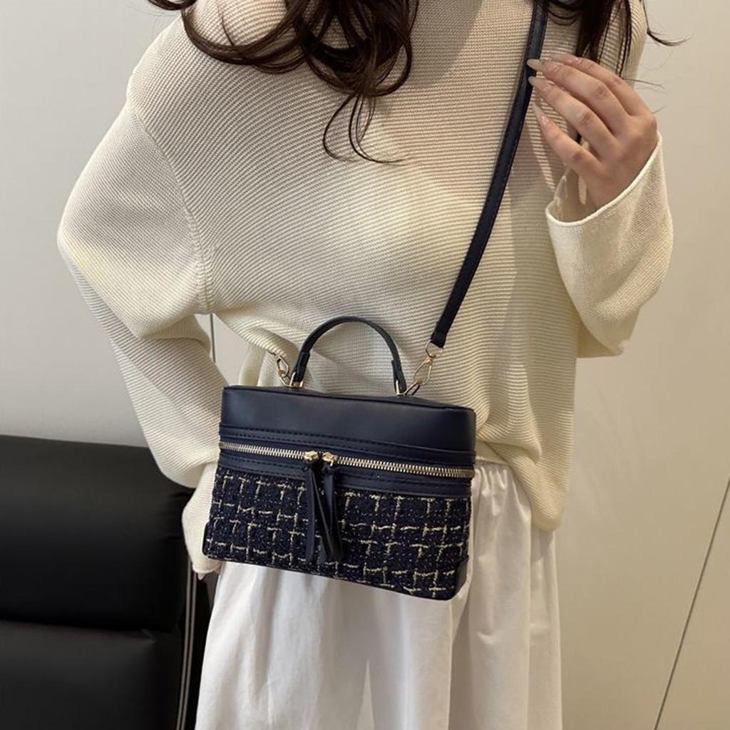 Woolen Material Small Square Bag With Chain Strap For Women Stylish Plaid Design Handbag