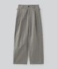 Pabeulega Clips One-Pleat Curved Pants (Ash Brown)