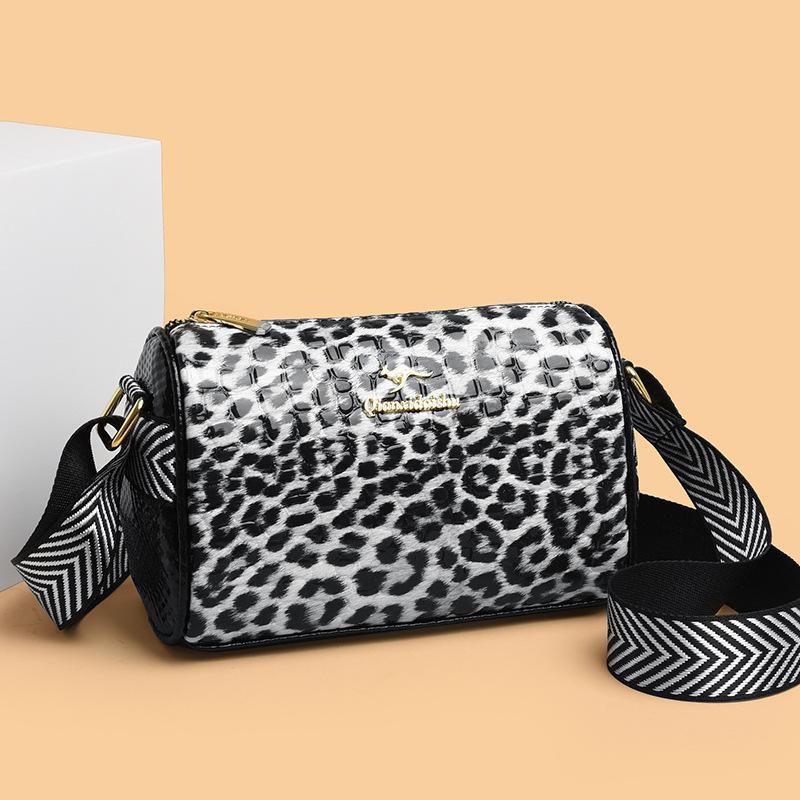 Leopard Print Pillow Bag Large Capacity Autumn Versatile Women's Mother Bag New One-shoulder Crossbody Mobile Phone Bag