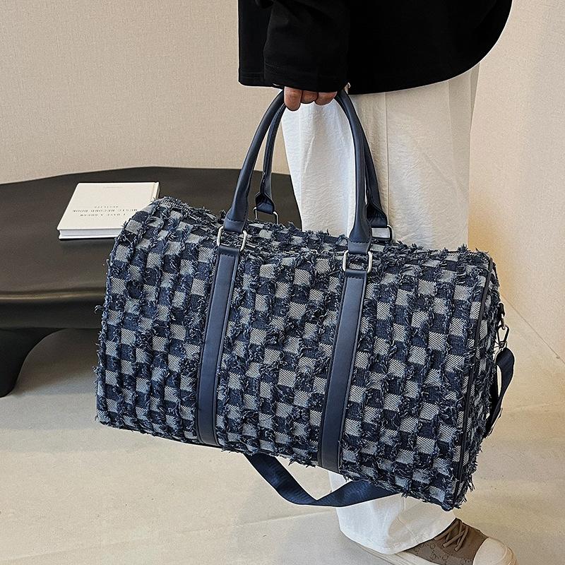 Women's Personalized Trendy Design Cloth Fleece Flu Portable Travel Bag Niche Checkered Luggage Storage Bag