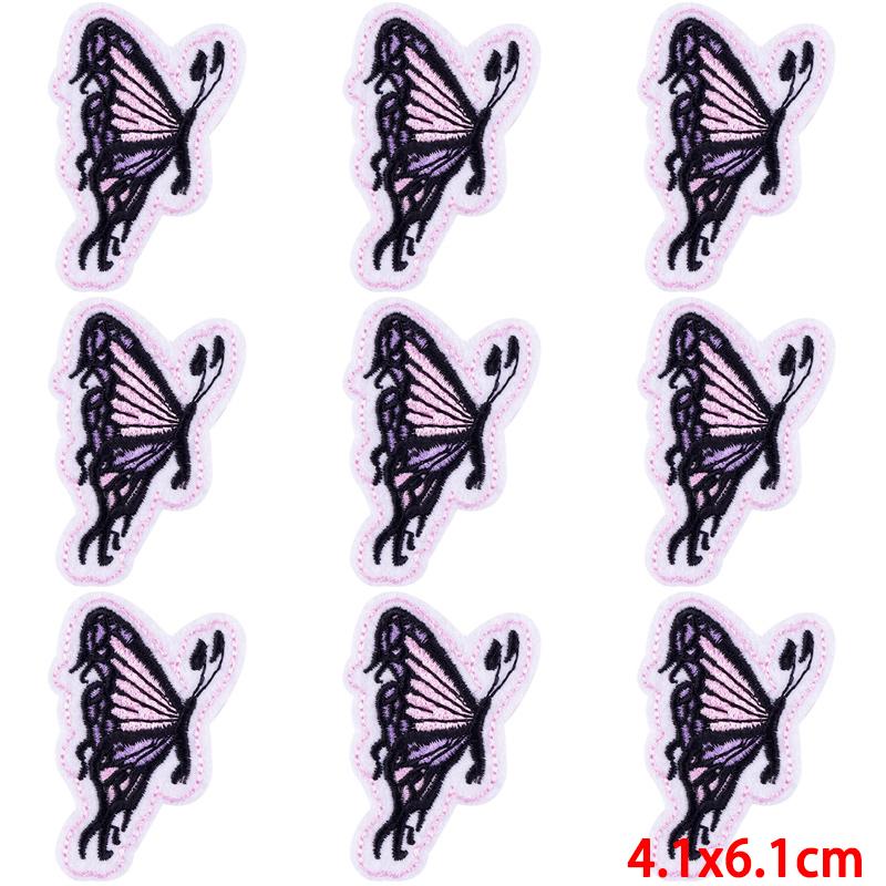 10Pcs/Lot Bee Flower Embroidery Patch Iron On Patches For Clothing Cartoon Sewing Fusible Patch Embroidered Patches For Clothes