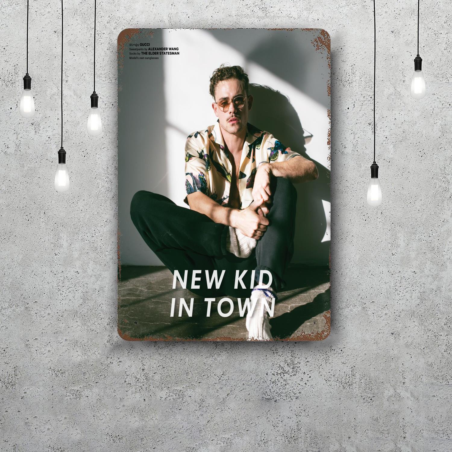 

dacre montgomery Retro Vintage Tin Sign Poster Decorative Plaque Metal Plate Wall Decor 20x30cm（7.8x11.8inch）