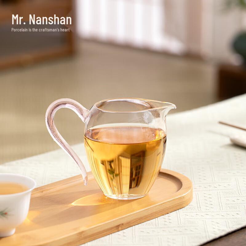 Heat-Resistant Glass Kung Fu Tea Fairness Cup with Handle