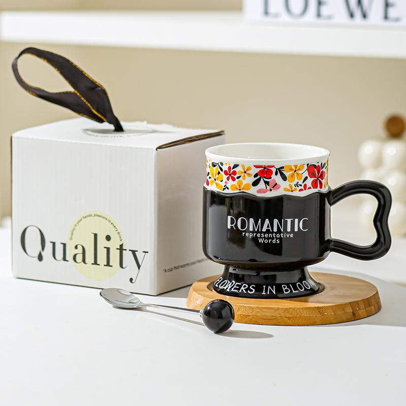 Retro Goblet Mug Light Luxury Couple European Ceramic Milk Cup Gift Women's Home High Value Water Cup