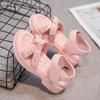 Sandalias cruzadas para niñas pequeñas, sandalias de princesa con perlas, antideslizantes, de moda, para playa, de verano, todas a juego, talla 26-37